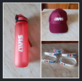 Gadget AVIS Borraccia 1L cappellino 5 braccialetti