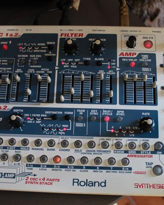 Roland SH 32 Synthesizer - Revisionato