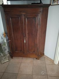 Cantonale antico in ciliegio