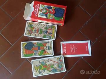 CARTE   DI MARSIGLIA ED LO SCARABEO