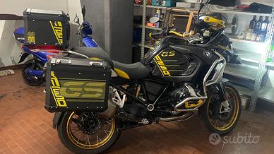 BMW R 1250 GS Adventure 40 Years – ESA, tris borse