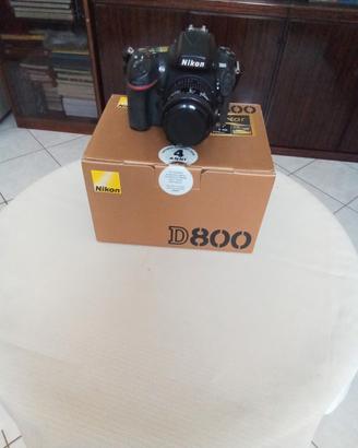 Nikon D 800 ed ottiche zoom 