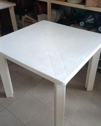 TAVOLI IN PLASTICA  E  SEDIE  IN PLASTICA  BIANCHE