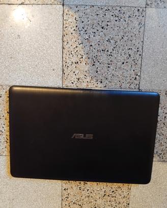 Computer portatile laptop ASUS