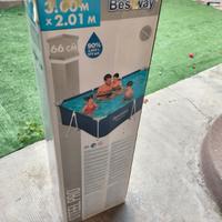 PISCINA PER BIMBI 