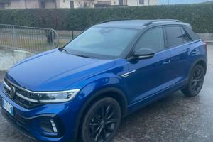 Volkswagen T-roc R line