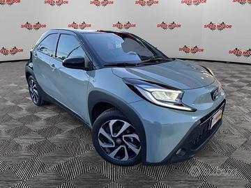 Toyota Aygo X 1.0 72 CV 5 porte Lounge, AUTOM...