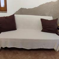 Divano letto matrimoniale