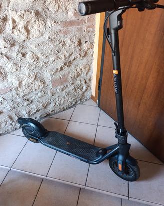 Monopattino Ninebot Segway F2 E 