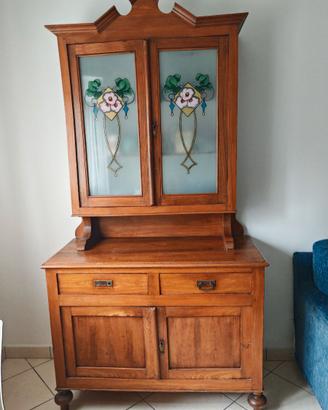 Credenza con vetrina liberty
