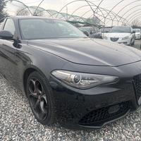 Alfa Romeo Giulia 2.0 Turbo 280 CV AT8 AWD Q4 Velo