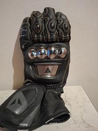 Guanti da moto 