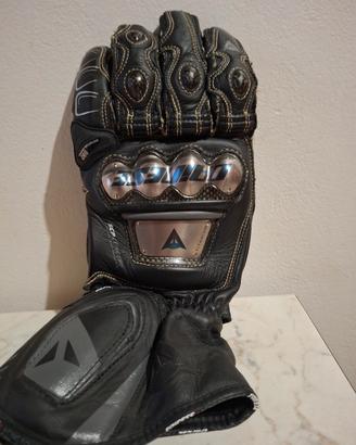 Guanti da moto 