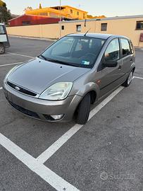 Ford fiesta 5a serie 1.2 ghia