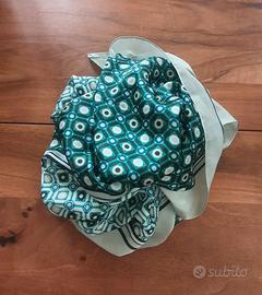 Sciarpa Bata verde in viscosa