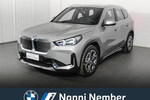 BMW iX1 edrive 20 X-Line
