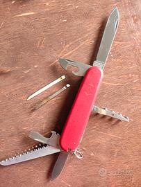 Victorinox Camper Usato b