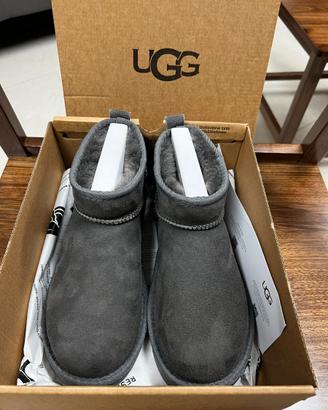 Stivali da neve UGG Mini, grigio / taglia 38