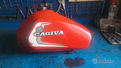 Serbatoi  moto d'epoca