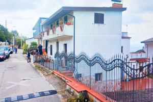 Gioia S. (Ce) Abitazione sviluppata su 3 livelli