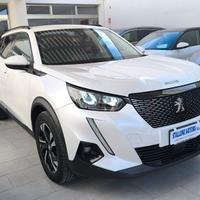 Peugeot 2008 BlueHDi 130 S&S EAT8 Allure Pack 2021