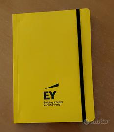 Quaderno + cartelle rigide portadocumenti 