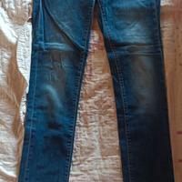 Lotto di 2 paia di Jeans da donna taglia 42