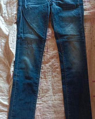 Lotto di 2 paia di Jeans da donna taglia 42