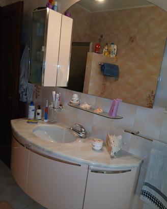 Mobile bagno più specchio 