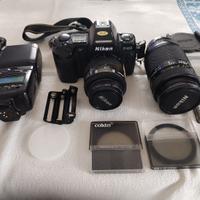 Nikon F-801 obiettivo 35-70mm  e 70/210mm  e flash