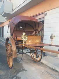 Calesse per cavallo con finimenti 1900