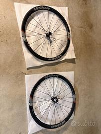 Coppia ruote carbonio VISION TRIMAX 40 CSI DISC