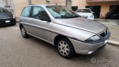 Lancia Y 1.2 LS