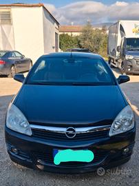 Opel astra twintop 1.9cdti 150 cv  2007