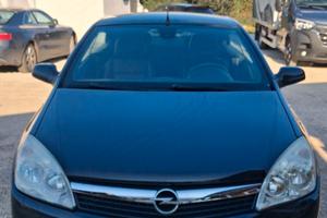 Opel astra twintop 1.9cdti 150 cv  2007