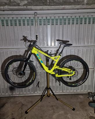 Mtb Gt Sensor L 27.5  2017