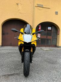 Yamaha r1 2017 60 th anniversary