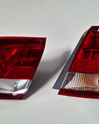 Mercedes classe B 2014 faro led post. dx