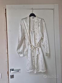 Set da sposa in seta: vestaglia e  sottoveste 
