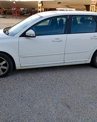 Auto Volvo
