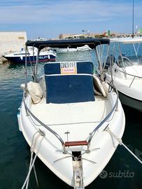 Coverline Malaga 6,70m Walkaround EFB 2003