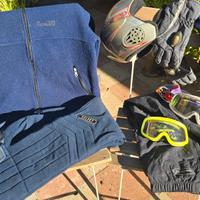kit sci ragazzo 8/10 anni, casco, pile, giacca....