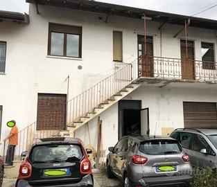 Immobile in asta di 118 m² con 4 locali a Nerviano