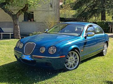 Jaguar intramontabile S-type