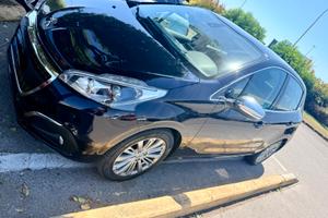 Peugeot 208 Allure