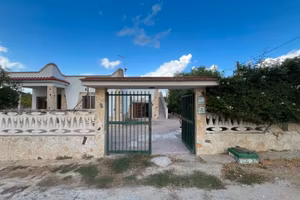 Villino indipendente in agro di Avetrana