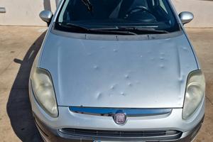 FIAT PUNTO 1.4 BENZINA 2010 ECONOMICA NEOPATENTATI