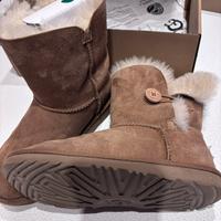 UGG K Bailey Button misura 35