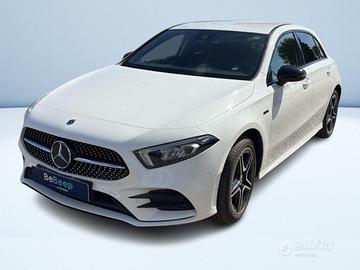 Mercedes Classe A 250 e eq-power Premium Plus edit