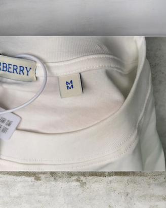 T-shirt burberry 'Equestrian knight’.   Nuova
